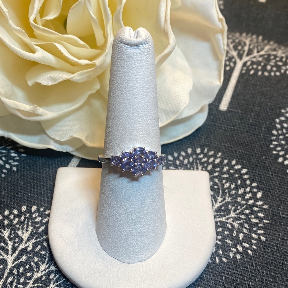 Elegant Sterling Silver and Purple Women's Ring
